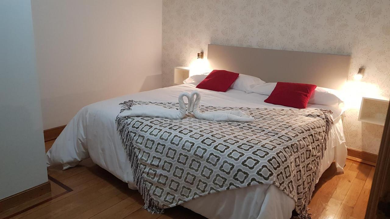 Apartamentos Shalom Ribadeo Exterior foto