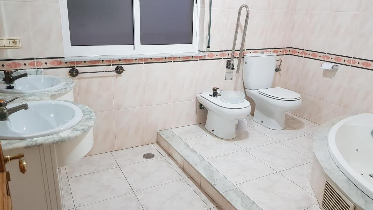 Apartamentos Shalom Ribadeo Exterior foto
